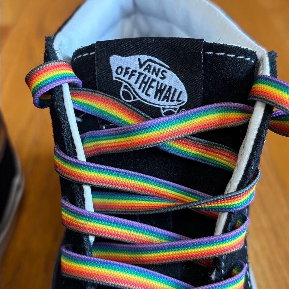 -Vans Skate Sk8-Hi Pride Sneakers Black with Rainbow Men’s 8.5 Women’s 10 - Picture 10 of 16